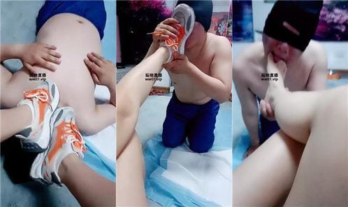 馨雅 | 运动鞋原味棉袜狂舔 bf52746