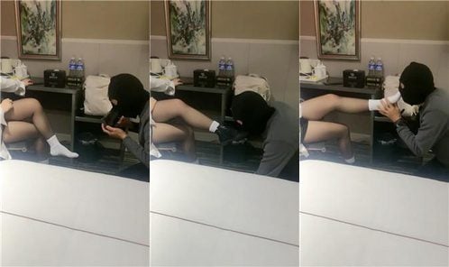 Post-00s couple | White socks, black stockings, scent, humiliation, kneeling slave JS250404-4
