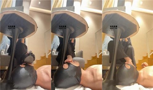 玥野兔 | 桌底视角-脏拖鞋玉足舔 JS250419-17