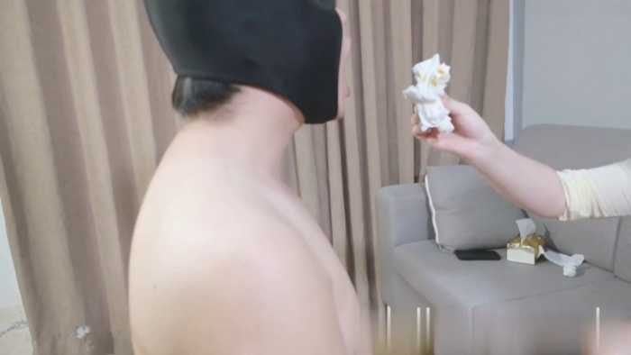 奶茶VV 厕纸窒息圣水 吃厕纸 踩头 舔内裤 羞辱 JS251205 5