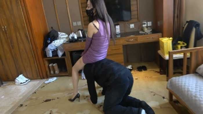 苒溪 | 女特务夹脖子处决男间谍 YC 260110 4