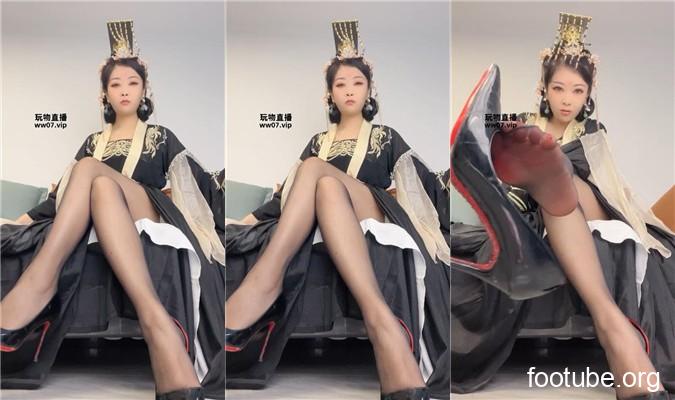 喵主 天生就是奴才命    250515-13