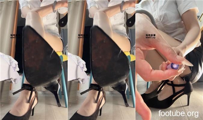 兔兔酱 油亮肉丝羞辱不停鹿    250516-27
