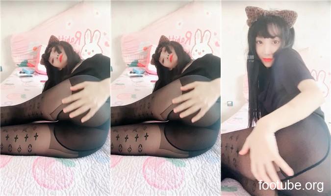 兔粉粉 pp吃奶    250527-27