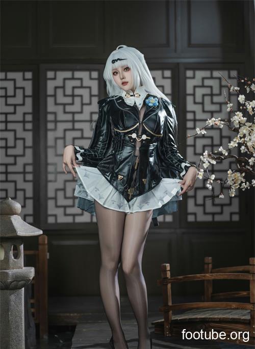 美图精选 2450-Natsuko夏夏子-绝区零 仪玄墨形影踪 33P39M