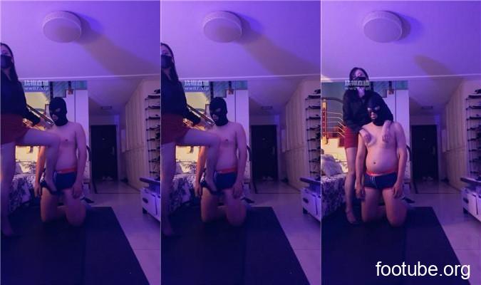 小妮 反绑暴力虐打贱奴 bf54016