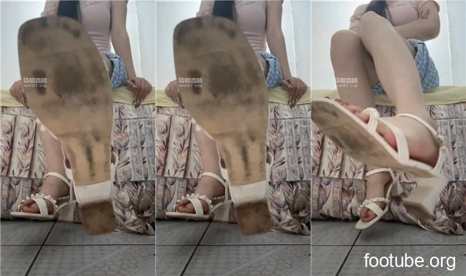 瓊葉のサンダルの底はあなたの母親です 250613-17