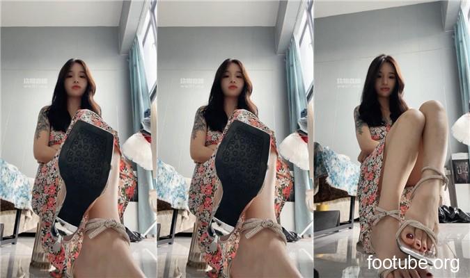 香芋朱朱 每日一鹿之闪亮高跟腋下窒息    250613-27