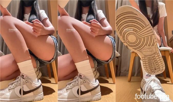奈奈sama 脏鞋底白袜炸 香水     250615-14