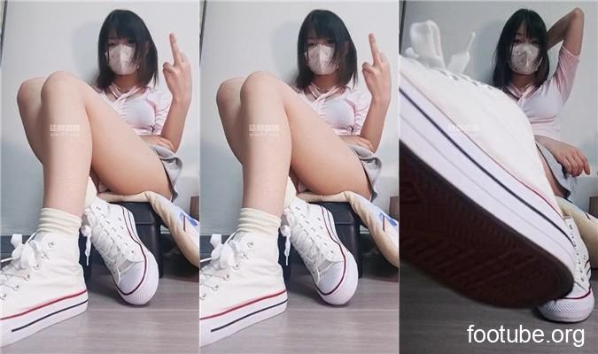 白渝 脚底畜生    250616-29
