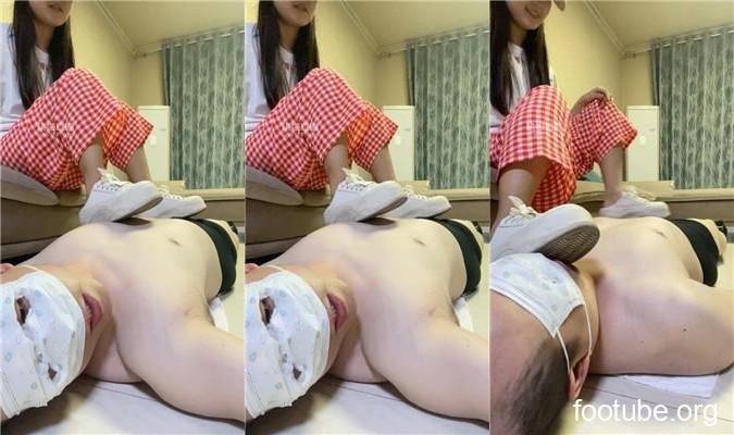 深情 近距离踩狗继父 JS250617-25