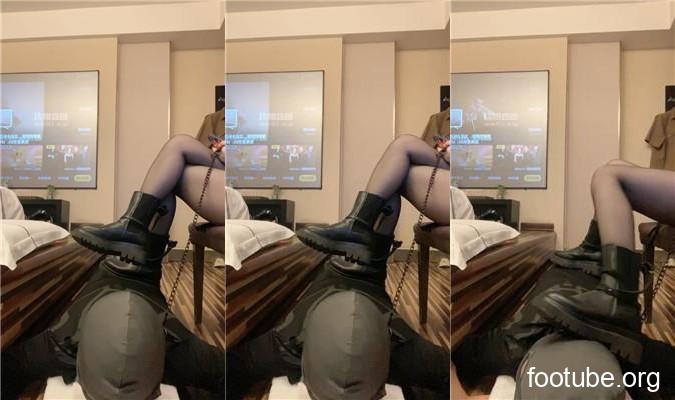 不期而遇 短靴黑丝碾压踩踏 JS250619-6