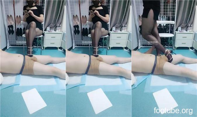 Bingqi in high heels and black stockings, a carpet slave JS250622-5