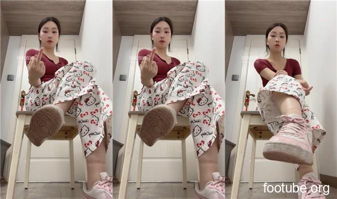 凹凸曼 滚进来全家死光    250612-3