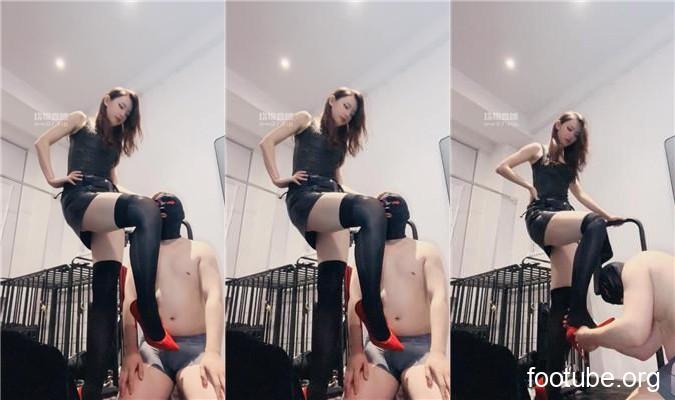 倪小主 高跟及膝袜美腿虐杀 bf54503