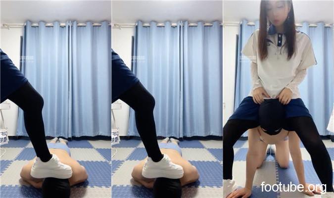 林珥 重度虐乳-小白鞋踩踏-转胯狗爬 bf54519