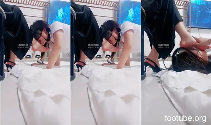鸿运 小三母狗的下场 三视角版  JS250606-33