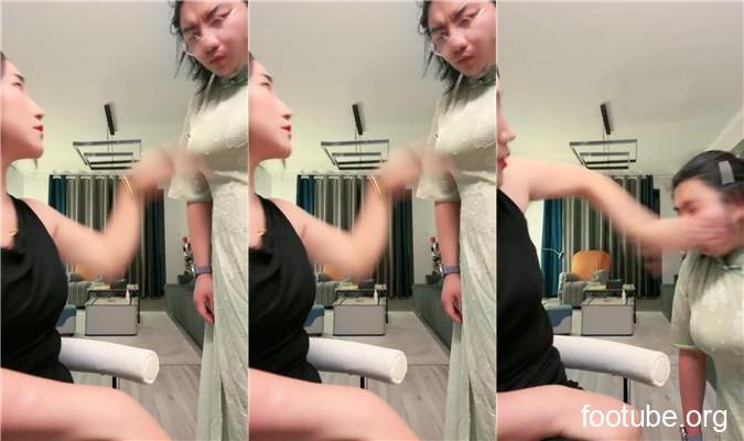 Aoxue licks dirty shoes - drinking and beating dogs JS250614-38
