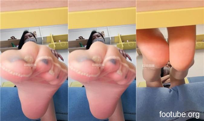 颜主 贱狗跪着舔屏 250825-33