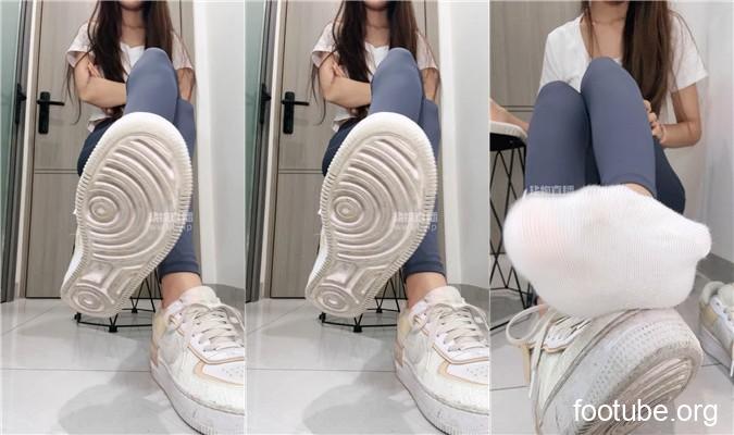 于于鱼 运动之后的臭棉袜    250903-30