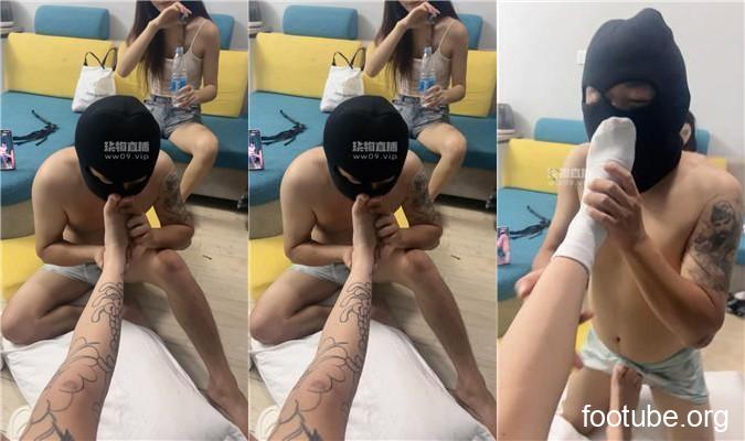 小凤梨 纹身小主的脚下奴 JS250727-21
