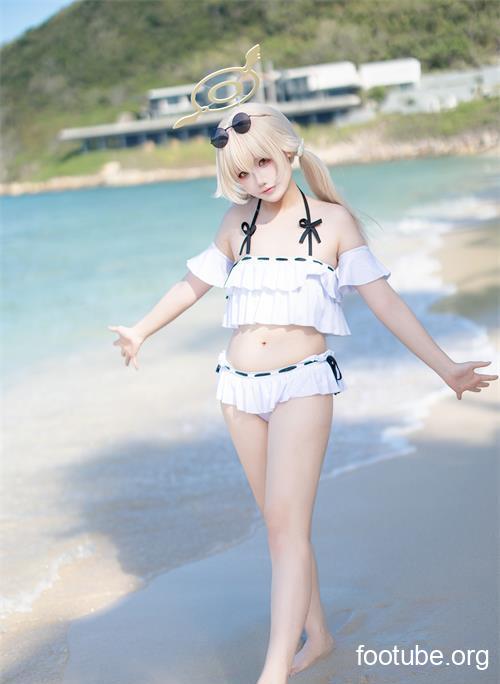 美图精选 2635-lunananya-阿慈谷日富美泳装 26P32M