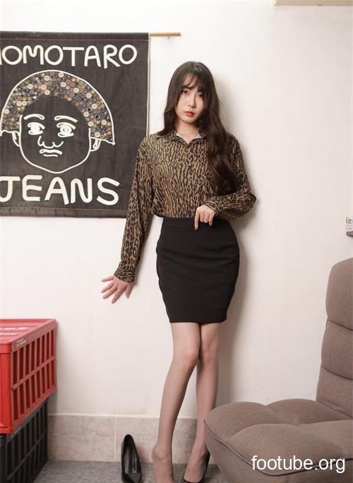 IESS异思趣向 丝享家 2335团团长腿灰丝上 90P-73MB